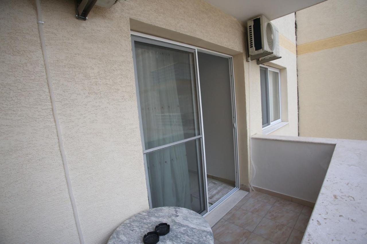 Adriatik Apartment Дуррес Экстерьер фото